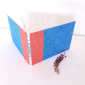 Taccuino grande per acquerello con onde giapponesi in blu e rosso lacca, quaderno da disegno rilegato a mano, diario per acquarellista