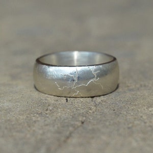 Sterling silver Kintsugi chunky ring, minimalist unique band, artisan jewelry, ooak jewellery, engraved, elegant, smart classic modern, chic