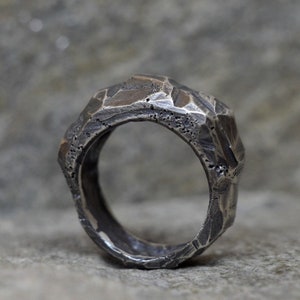 Silver brutalist ring, unisex rocky textured signet, chunky organic rings for men, wild cosmic jewelry for women, raw rough industrial band