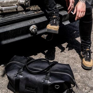 Leather Weekender Bag image 2