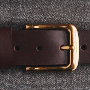 Handmade Vegetable Tanned Leather Belt: Brass Buckle