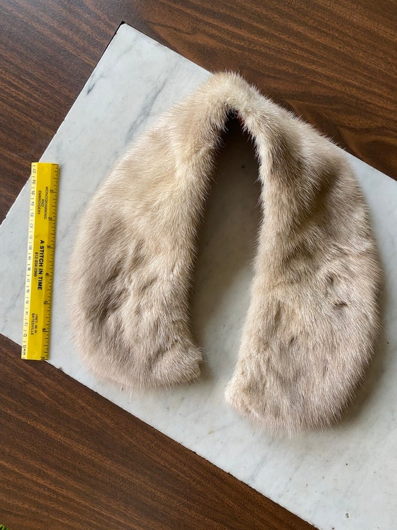 Vintage TAN MINK Short Fur Coat COLLAR - image 3