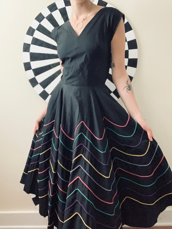 Sz Sm 1950s Black & Rainbow Fiesta Dress with Circ