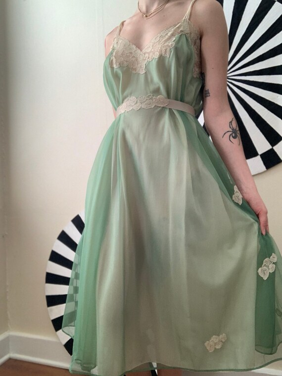 Vintage 1950s SHEER Light GREEN Goddess Sexy NIGHT