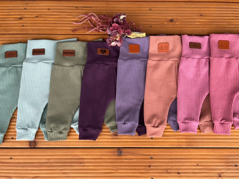 Waffeljerseyhose Mitwachshose Babyhose Waffeljersey versch.Farben Waffelhose Pumphose Handmade Mädchen Jungs Bild 1