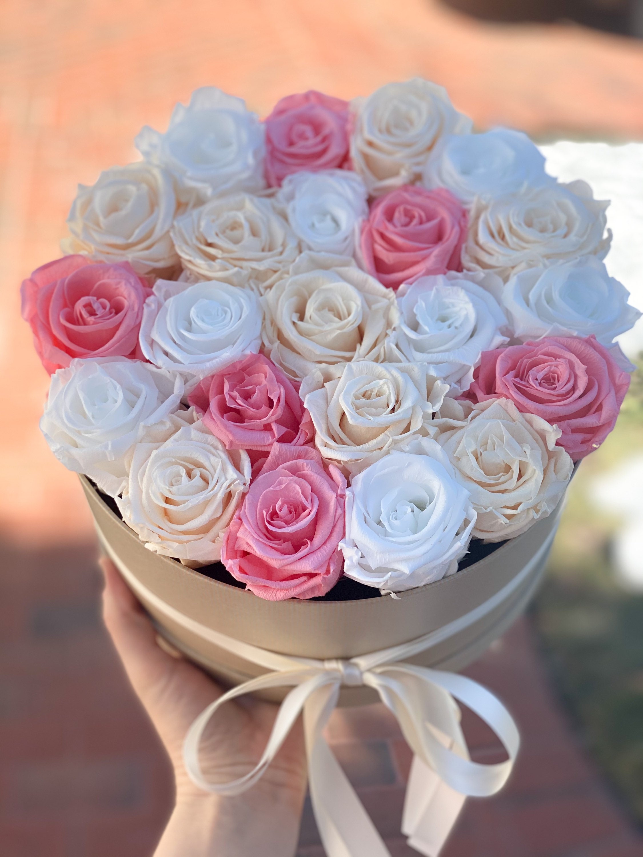 Enchanted Real Preserved Roses in a Heart Shaped Box, Fresh-Cut Eternity  Flowers that Last Years, Valentine's Day, Mother's Day Gifts for Her,  Luxury