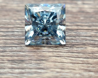 8mm & 9mm Ice Blue Moissanite - Ice Princess Cuts