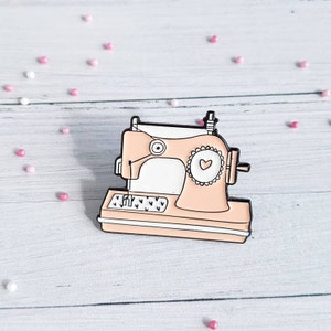 1 sewing machine pin, sewing, brooch, do-it-yourself, sewing fans, sewing machine love, small gift for fabric fairies, pin, lapel pin, sweets