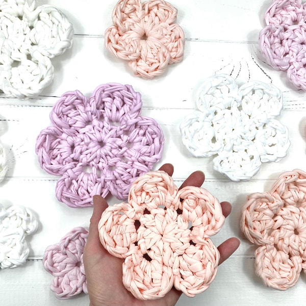 11 large crochet flowers, pink flowers, crocheted, XL flowers, crocheted flowers, table decoration, scattered flowers, pastel-colored flowers, crochet application