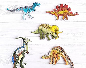 5 Dinosaurier zum Aufbügeln, Dinos, Aufbügler, Saurier-Applikation, Stegosaurus, Veloceraptor, Triceratops, Parasaurolophus, Bügelbild, Patc