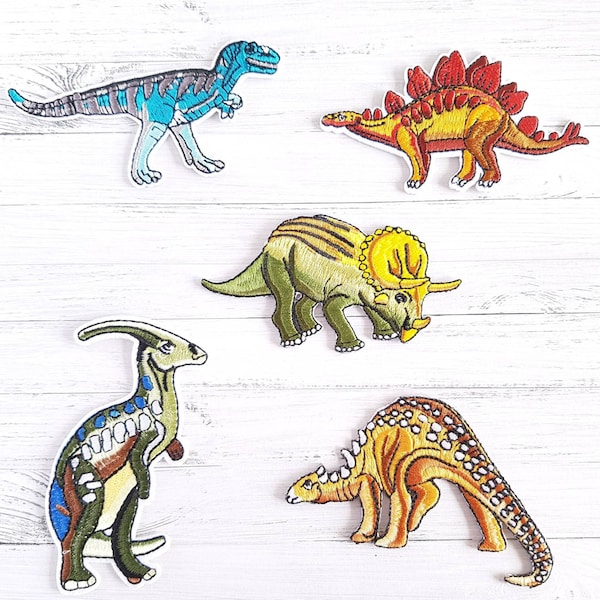 5 Dinosaurier zum Aufbügeln, Dinos, Aufbügler, Saurier-Applikation, Stegosaurus, Veloceraptor, Triceratops, Parasaurolophus, Bügelbild, Patc