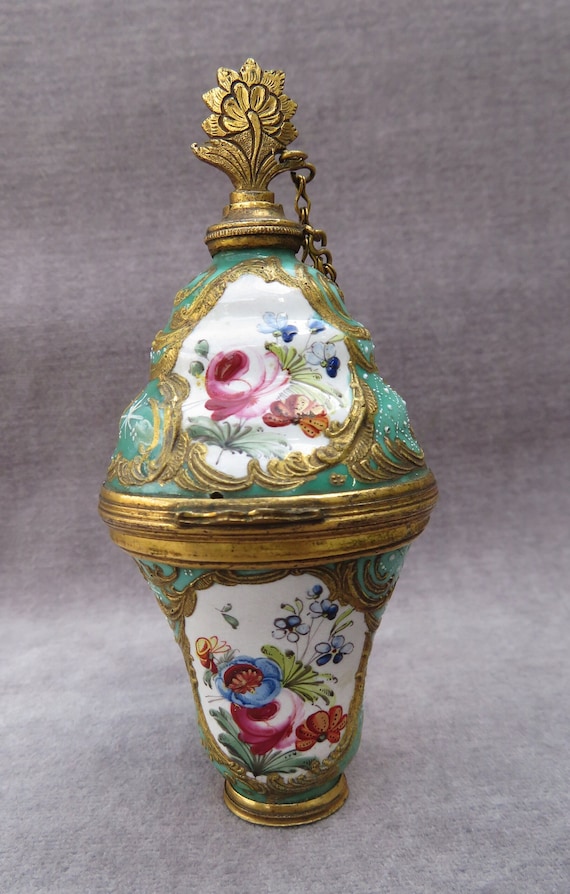 c1770 South Staffordshire Enamel Gilt Metal Perfume Bottle and Bonbonniere Combination
