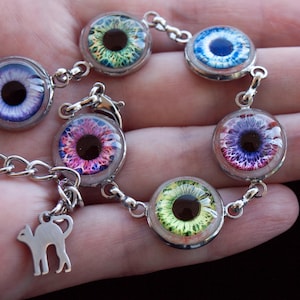 Multicolor eyes bracelets, weird realistic witch eyeball, strange unusual creepy jewelry, witch accessories vintage style quirky gift