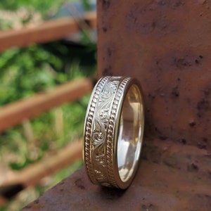 The Hale: 10K Yellow Gold Inlaid Rope Band, Hand-Engraved Western Men&#39;s Wedding Ring, Western Wedding Band, Gold Cowboy Wedding Ring