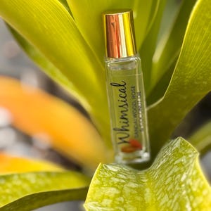 Sandalwood and Lavender - Roller Perfume - Aromatherapy oils - Natural Perfume -  Clean Perfume
