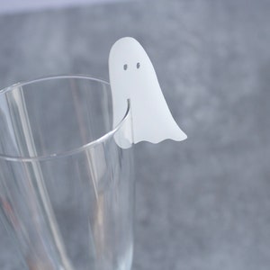 Halloween Wine Tags Halloween Drink Tags Halloween Barware Halloween Party Ideas Ghost - White