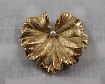 Sterling Silver Leaf and Pearl Brooch "Napier"