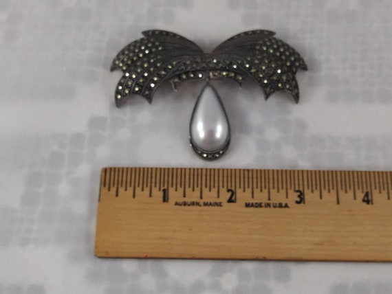 Sterling Silver, Marcasite, and Peal Brooch - image 2