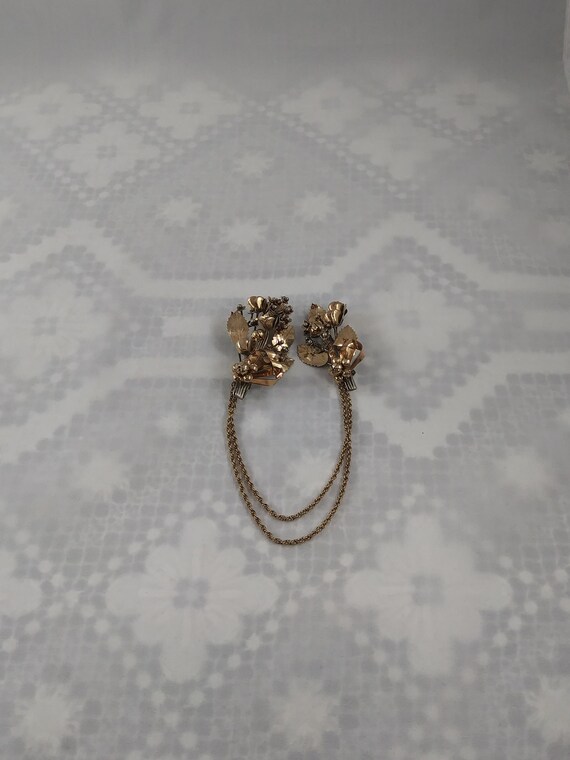 Hobe Sweater Pin/Chain Brooch