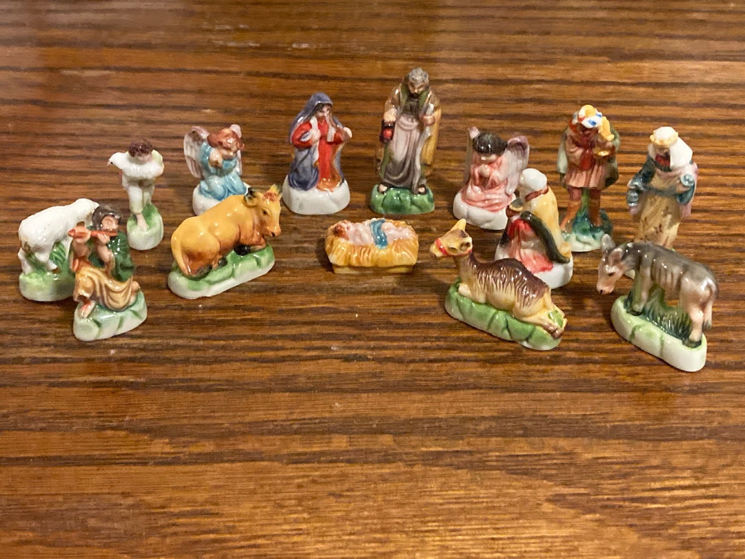 28 Pieces Miniature Porcelain Nativity Complete Set Etsy