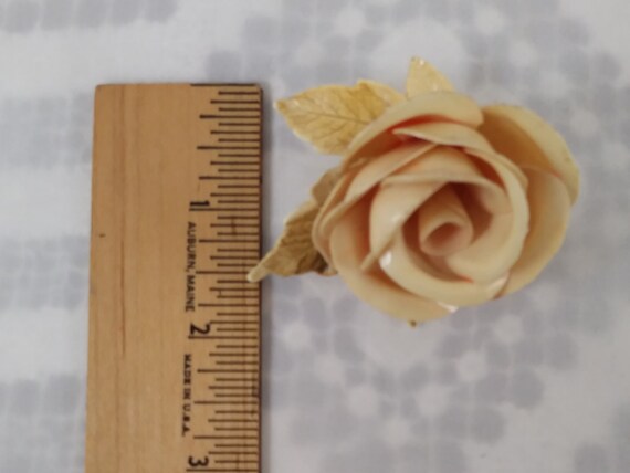 Celluloid Peach to Paste Rose Flower Brooch - image 4