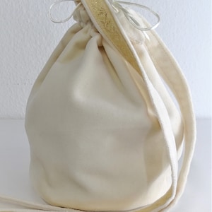 Cream Pompadour Bag with Trim Velvet Bag for Medieval Wedding