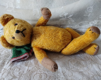 Ancien ours vintage ADOPE ME petit ours en peluche endommagé détruit shabby Brocante