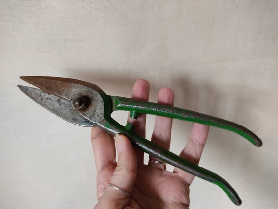 Old Vintage Tin Snips Tin Tongs 