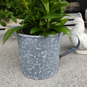 Vintage milk pot enamel pot grey / white speckled enamel country house farmhouse farmhouse kitchen french shabby patina