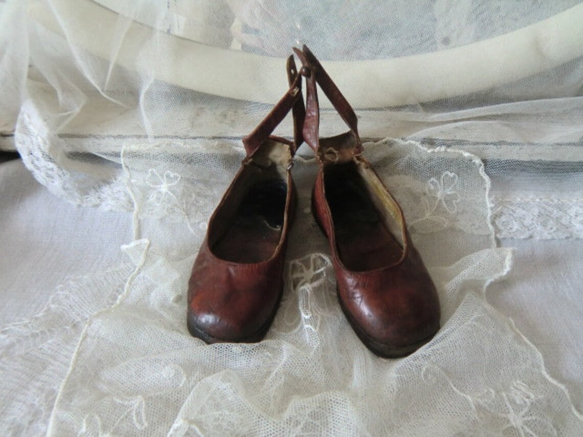 Red old girl shoes leather vintage children's shoes Etsy