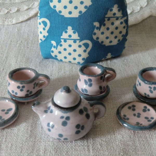 Miniatur Puppengeschirr Keramik Teeservice german pottery - it is tea time - dollhouse