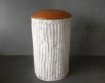 Wooden urn