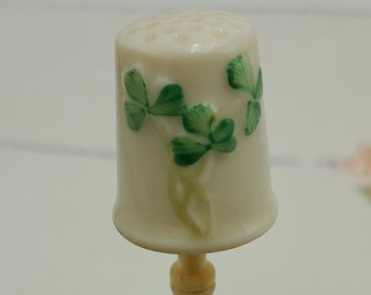 Vintage Belleek shamrock thimble, 1980s