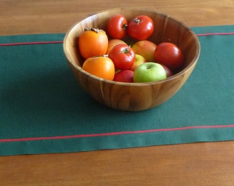 ELEGANTABLE table runner Christmas Bridge high quality, pure linen, green with red piping, 45 x 133 cm