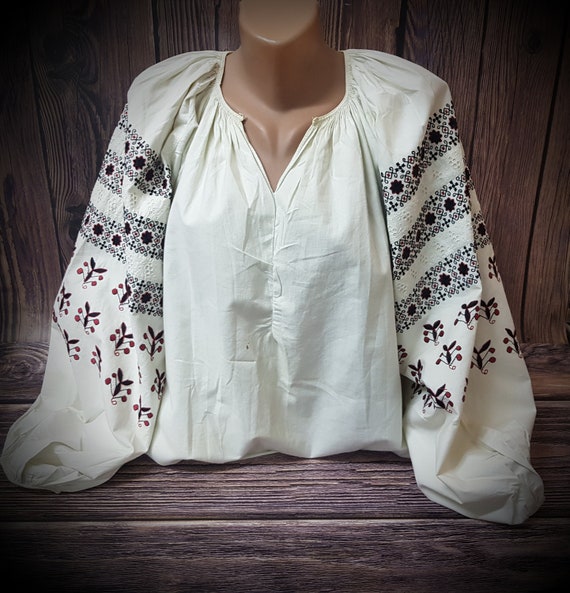 Ukrainian embroired dress ウクライナ刺繍 ukrainian blouse