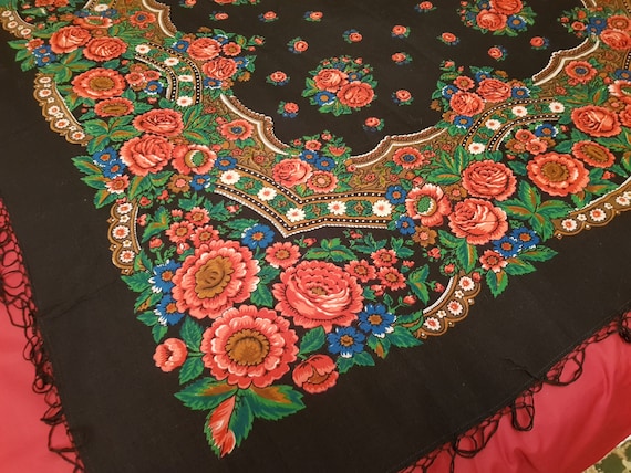 Black shawl. Russian shawl scarf Ukrainian shawl W
