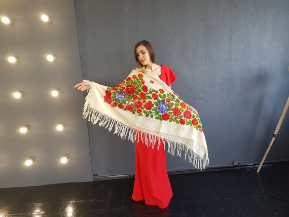 Russian shawl White scarf Ukrainian shawl Woolen s