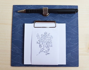 Note holder, note clipboard (magnetic) 6 x 5,5 inches +30 little Notes