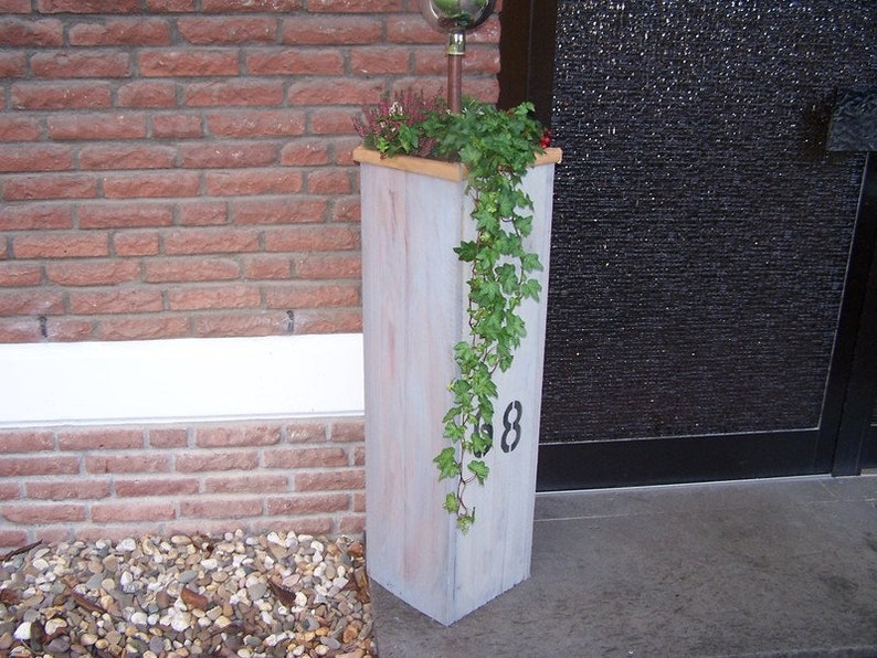 Flower pot, planter, pillar made of old timber image 2