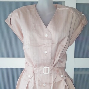 80er Beige Kleid Anzug Set Frauen Gerader Rock Gadet Einfügen Trapez Jacke Bluse Gürtel Große Boxer Schultern Vorne Knöpfe Schultergurte