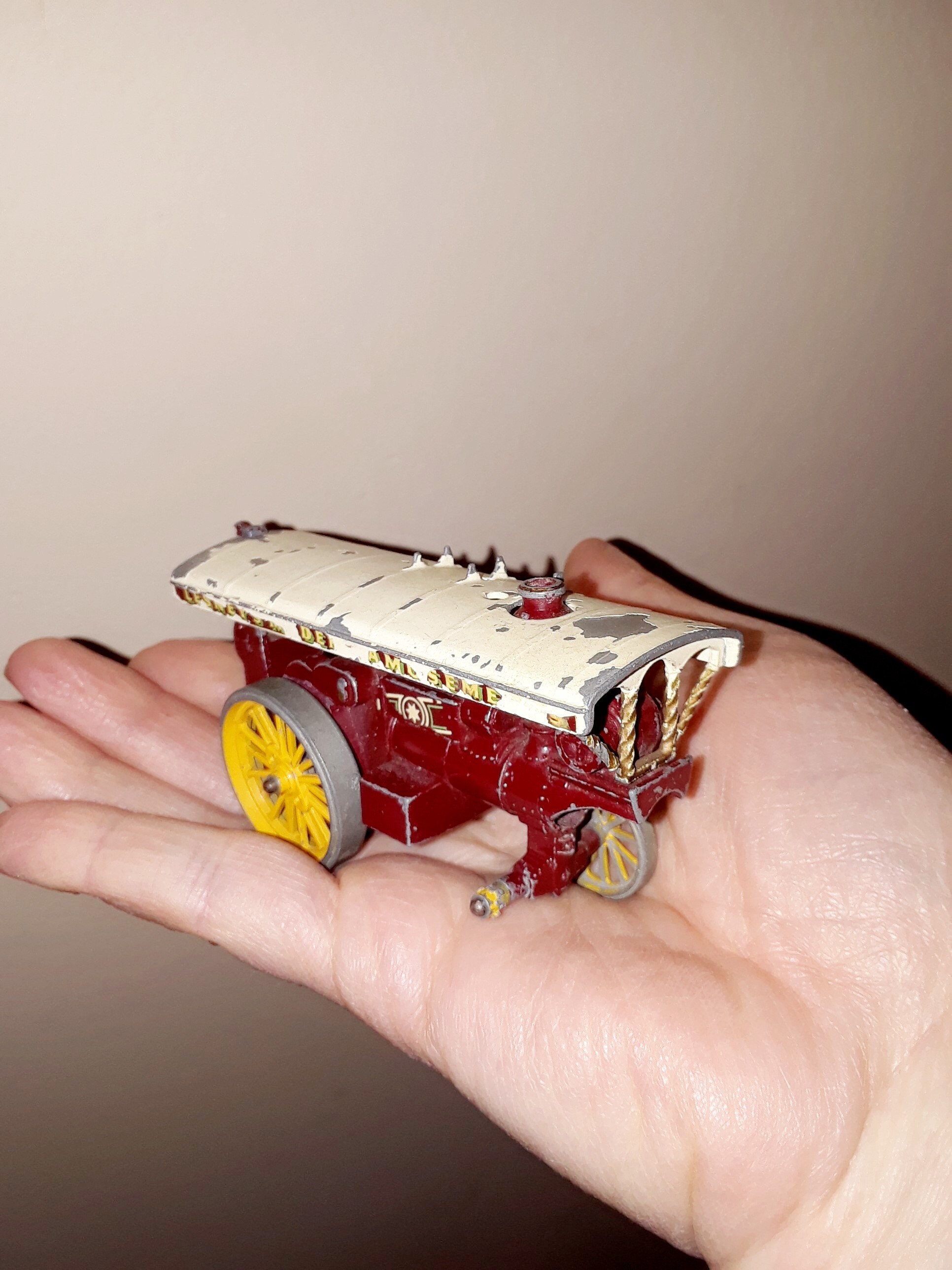 1959 Lesney Model of Yesteryear Fowler Showman's Engine No 9