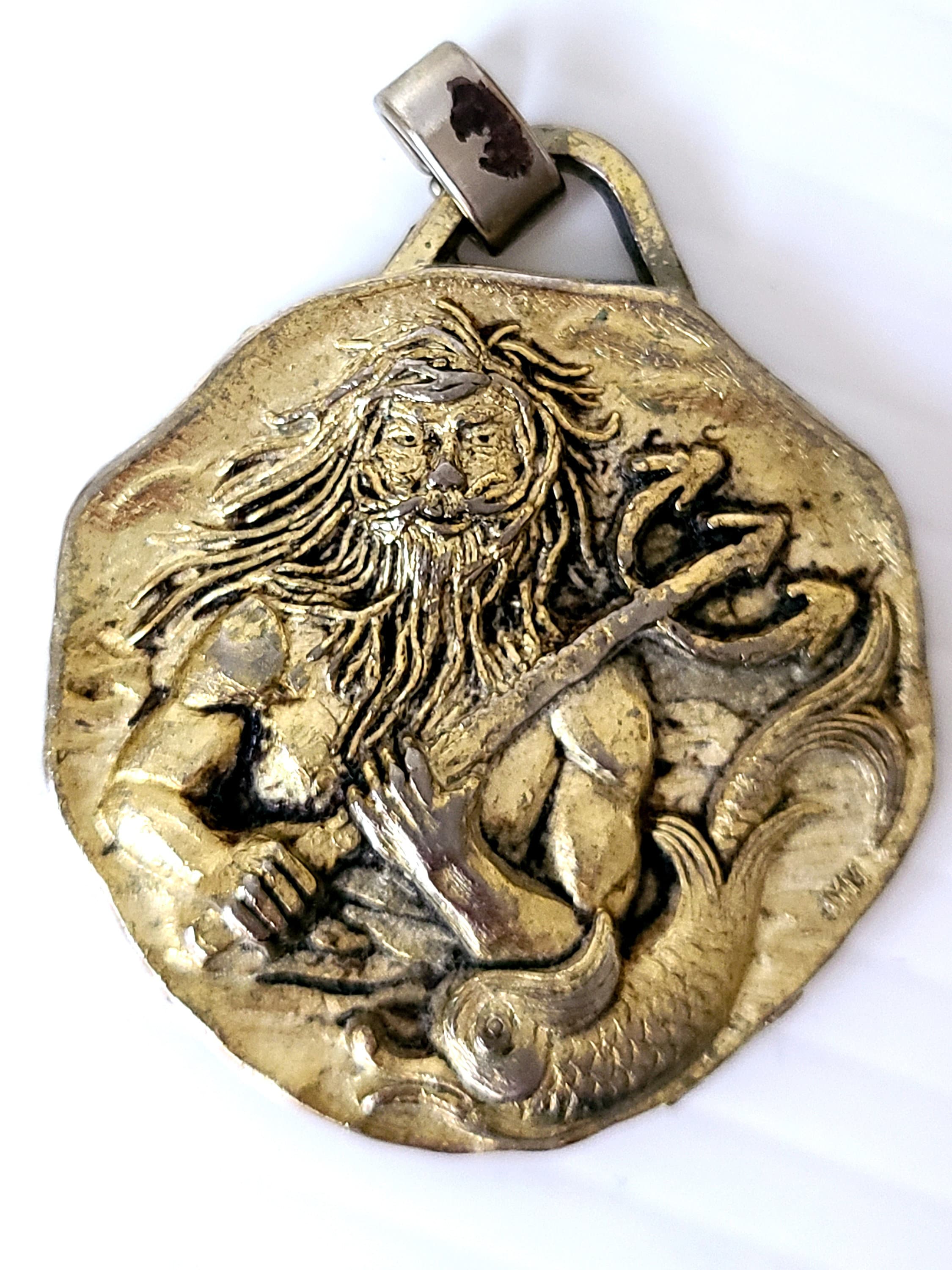 Aquaman jade deals necklace