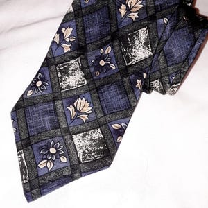 Navy Blue Silk Necktie: Floral Geometric Print, Hunt Club Italy