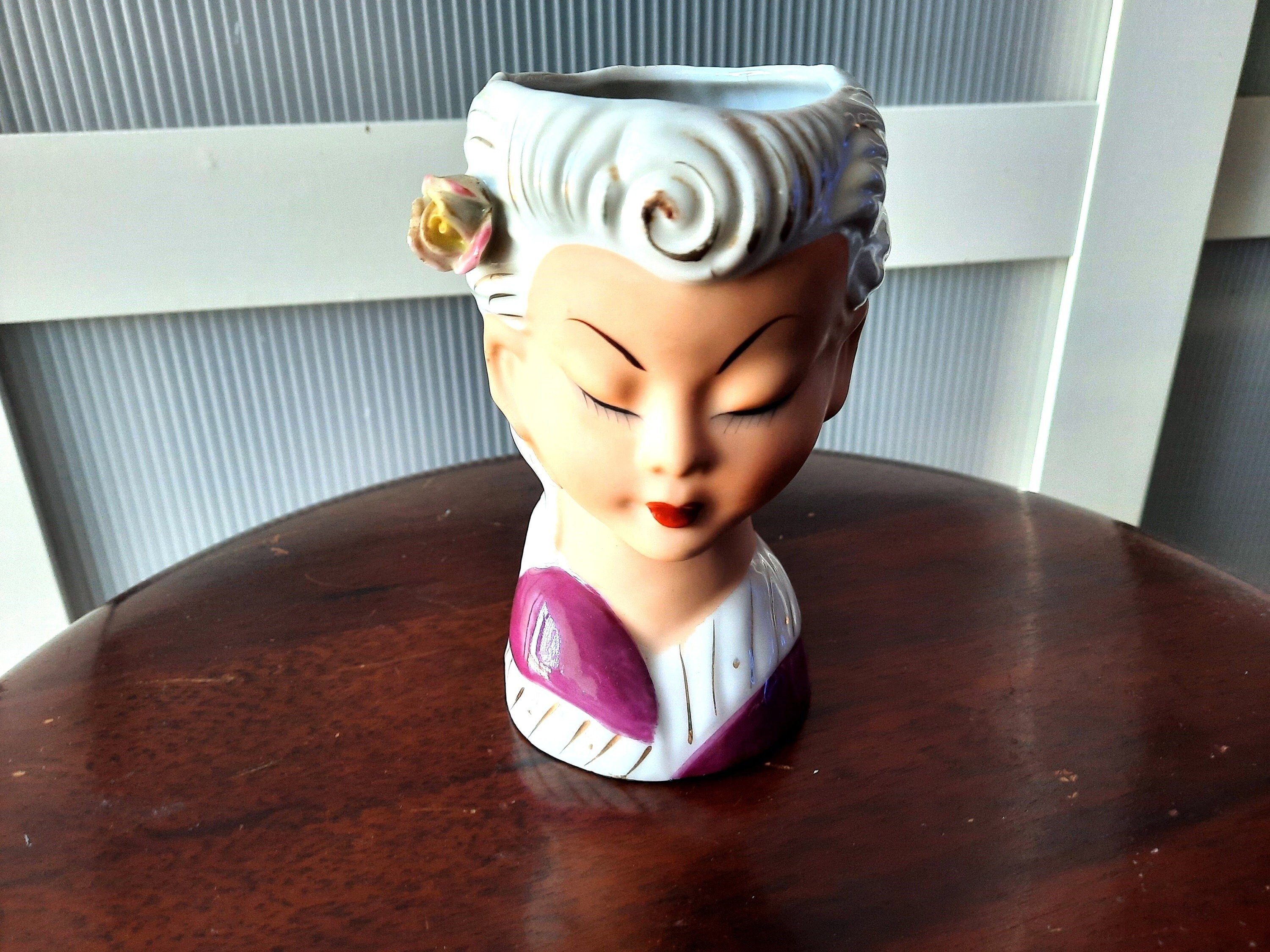 希少品！ 50's　貴婦人の花瓶　JAPAN製　陶器女性アメリカアンティーク雑貨 貴重！ 50's 貴婦人の花瓶 陶器女性の置物 アメリカアンティーク