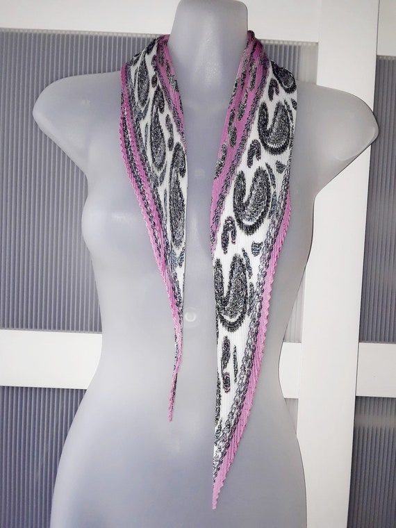 Pink Black Scarf Paisley Design Diamond Shaped Pl… - image 3