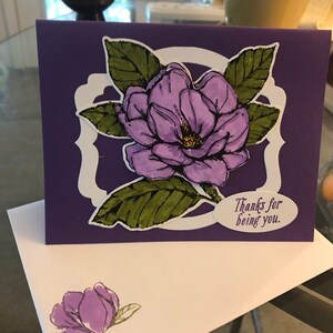 Bedankt voor het zijn u, dank u wenskaart is perfect uw favoriete vriend of familielid of zelfs een nieuwe acquantance. Paars.