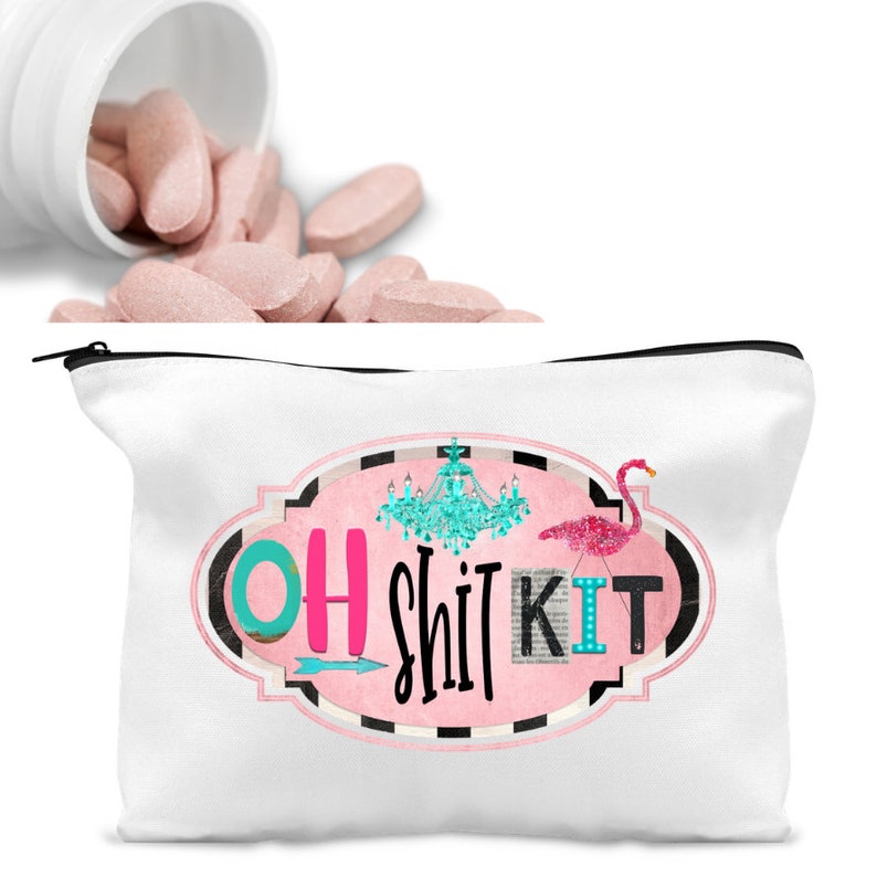 Mom Makeup Bag, Oh Shit Kit, Funny Accessory Pouch, Gift For New Mom, Cute Toiletry Bag, Retro Vintage Design Bild 6