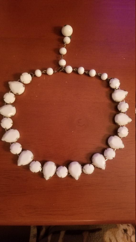 Vintage Milk Glass Choker Necklace