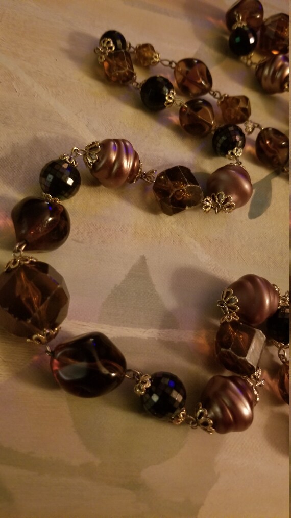 Vintage Brown Beaded Necklace with Gold Accents - image 4