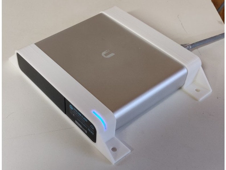 unifi cloud key 2 plus